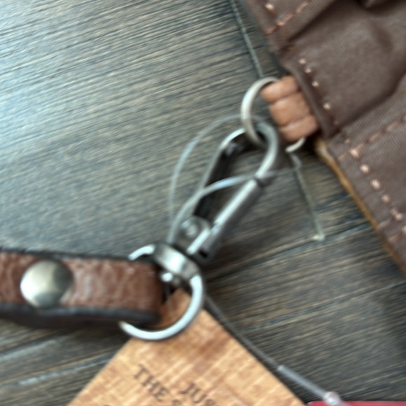 Justin Boots Wristlet/Wallet,hair hide,bone inlay,magnetic close,multisection - Picture 11 of 11